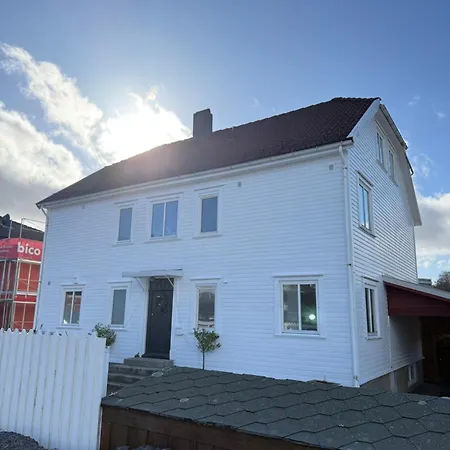 Large In Lund * Kristiansand